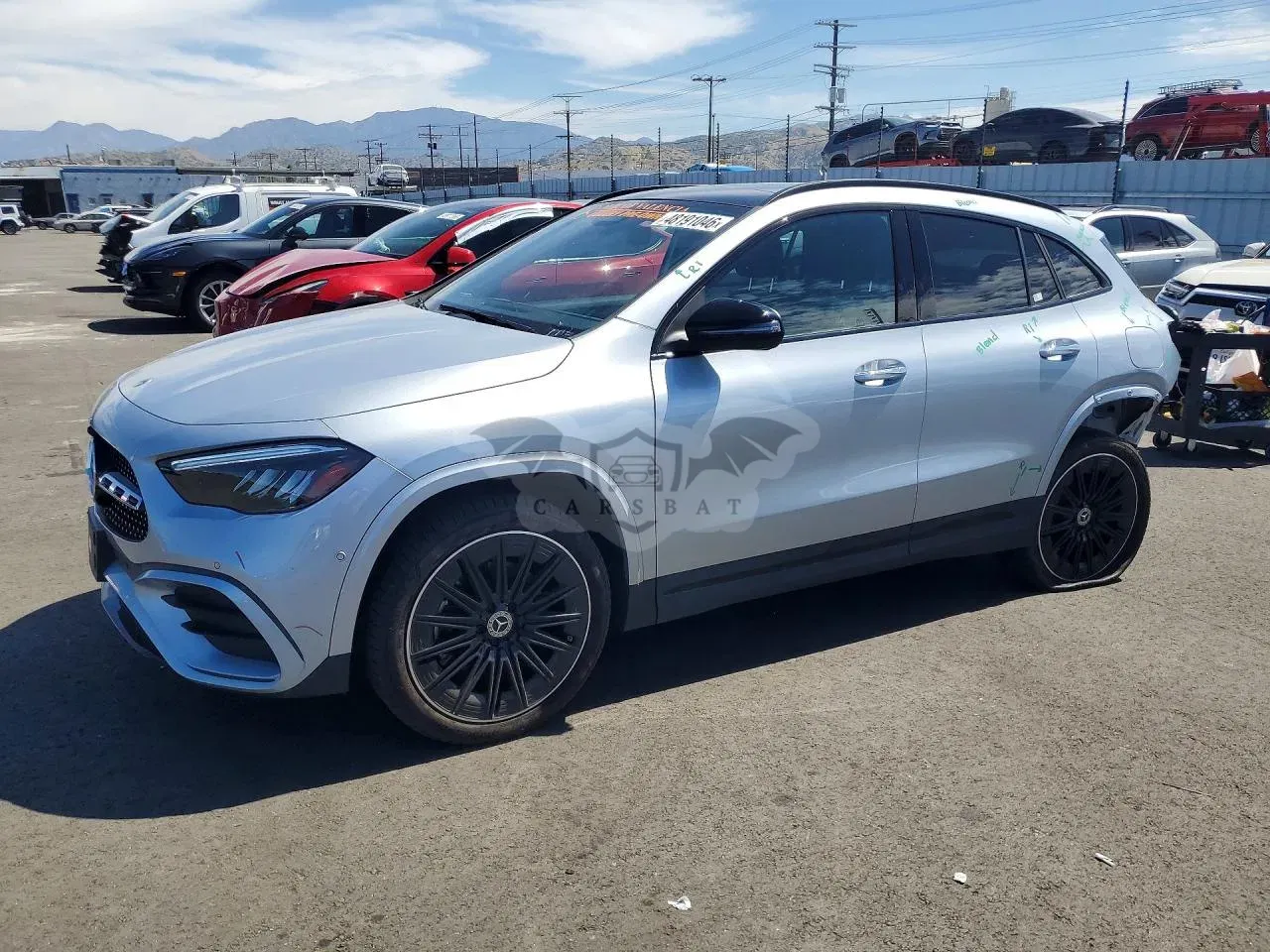 Mercedes-Benz GLA 2.0L 4 2025