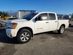 Nissan Titan 5.6L 8 2013