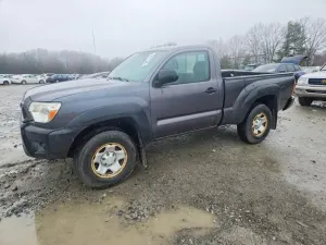Toyota Tacoma 2.7L 4 2012