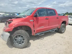 Toyota Tundra 5.7L 8 2011