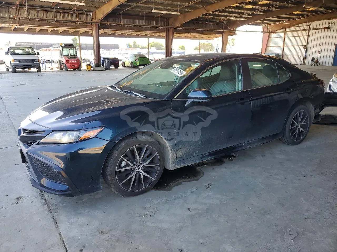 Toyota Camry 2.5L 4 2021