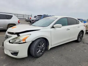 Nissan Altima 2.5L 4 2015