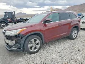 Toyota Highlander 3.5L 6 2014