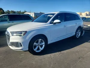 Audi Q7 2.0L 4 2023