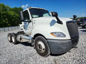 International LT Series 12.4L 6 2022