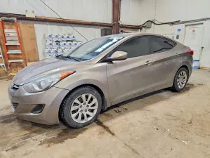 Hyundai Elantra 1.8L 4 2013