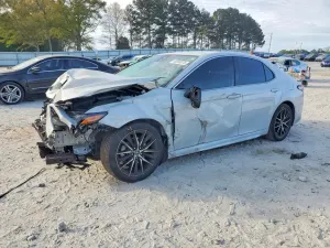 Toyota Camry 2.5L 4 2022