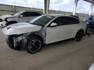 Kia K4 2.0L 4 2025