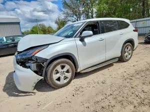 Toyota Highlander 3.5L 6 2022