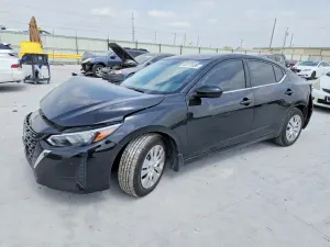 Nissan Sentra 2.0L 4 2025