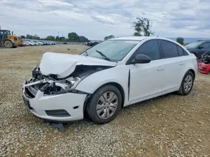Chevrolet Cruze 1.8L 4 2013