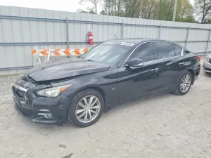 Infiniti Q50 3.7L 6 2015