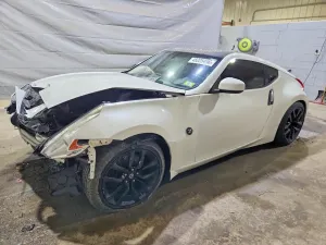 Nissan 370z 3.7L 6 2013