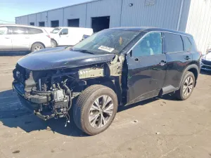 Nissan Rogue 2.5L 4 2021