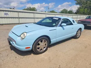 Ford Thunderbird 3.9L 8 2003