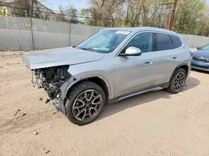 BMW X1 2.0L 4 2025