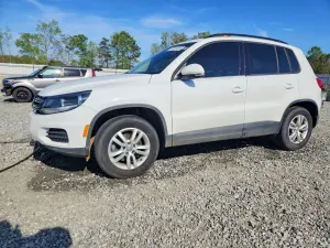 Volkswagen Tiguan 2.0L 4 2017