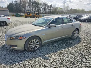 Jaguar XF 2.0L 4 2013