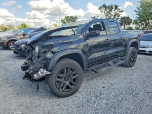 Chevrolet Colorado 2.7L 4 2023