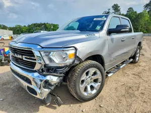 RAM 1500 5.7L 8 2019