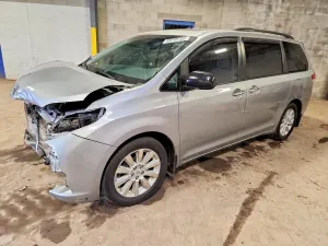 Toyota Sienna 3.5L 6 2011