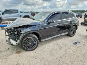 Mercedes-Benz GLC 2.0L 4 2024
