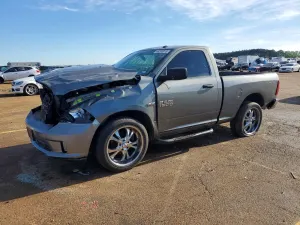 RAM 1500 5.7L 8 2013