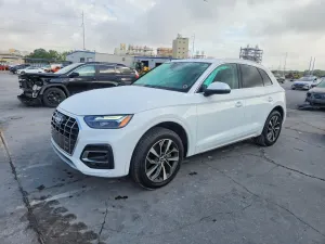 Audi Q5 2.0L 4 2021