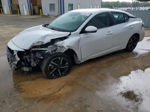 Nissan Sentra 2.0L 4 2024