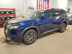 Nissan Pathfinder 3.5L 6 2025