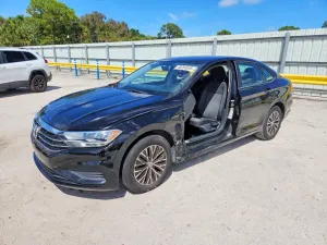 Volkswagen Jetta 1.4L 4 2021