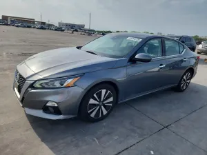 Nissan Altima 2.5L 4 2019