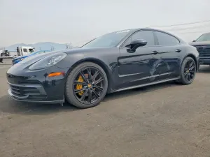 Porsche Panamera 3.0L 6 2018