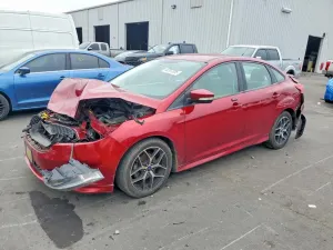 Ford Focus 2.0L 4 2016