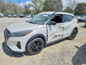 Nissan Kicks 1.6L 4 2021