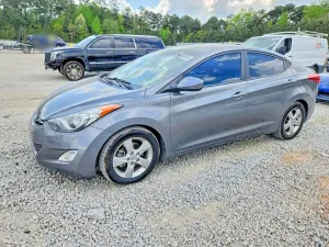 Hyundai Elantra 1.8L 4 2013