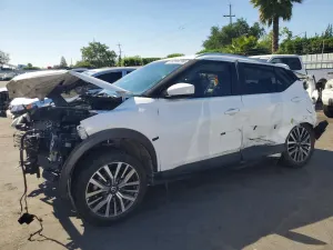 Nissan Kicks 1.6L 4 2021