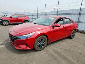 Hyundai Elantra 2.0L 4 2023