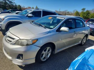 Toyota Corolla 1.8L 4 2013