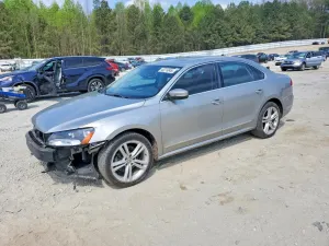 Volkswagen Passat 2.0L 4 2013
