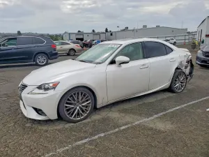 Lexus IS 2.0L 4 2016