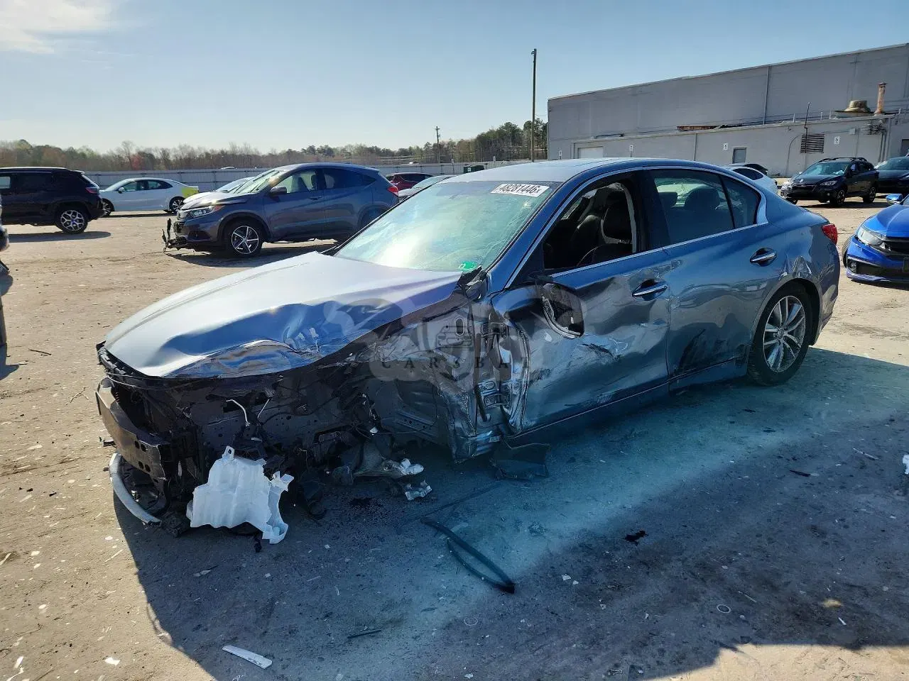 Infiniti Q50 3.7L 6 2015