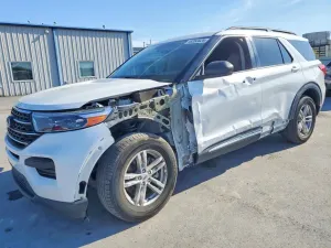 Ford Explorer 2.3L 4 2023