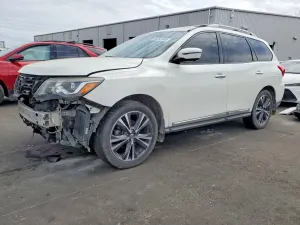 Nissan Pathfinder 3.5L 6 2017