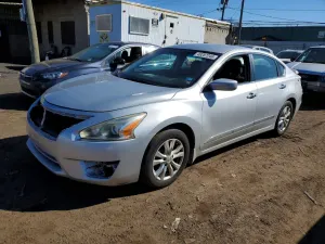Nissan Altima 2.5L 4 2015