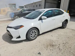 Toyota Corolla 1.8L 4 2017