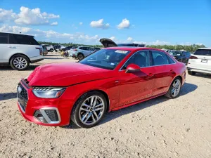 Audi A4 2.0L 4 2022