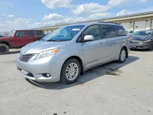 Toyota Sienna 3.5L 6 2011