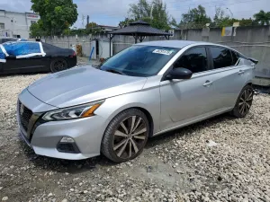 Nissan Altima 2.5L 4 2020