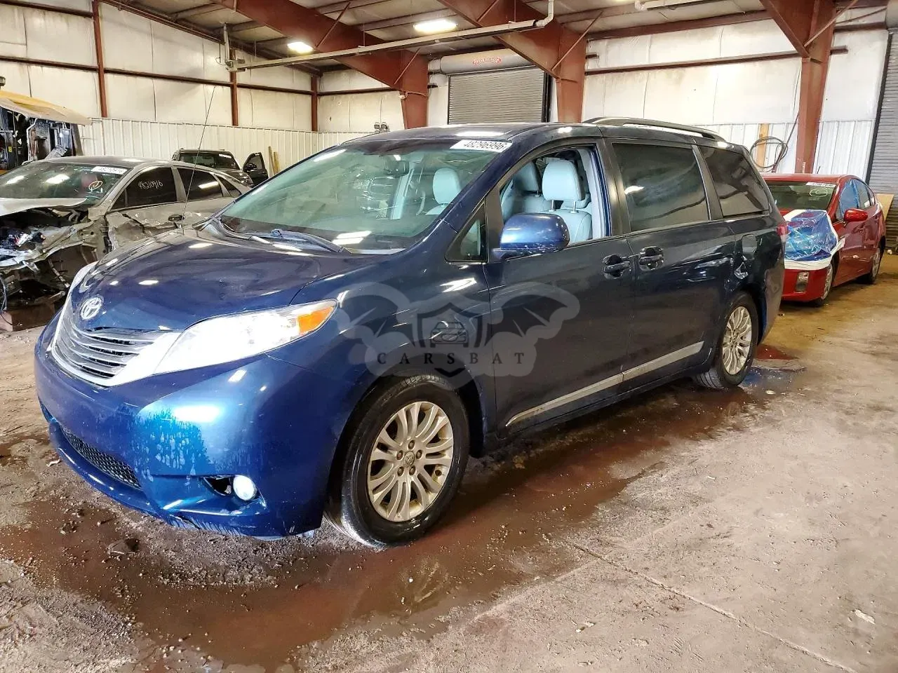 Toyota Sienna 3.5L 6 2012